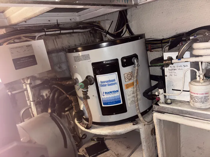 Loose Wire Yacht Photos Pics 