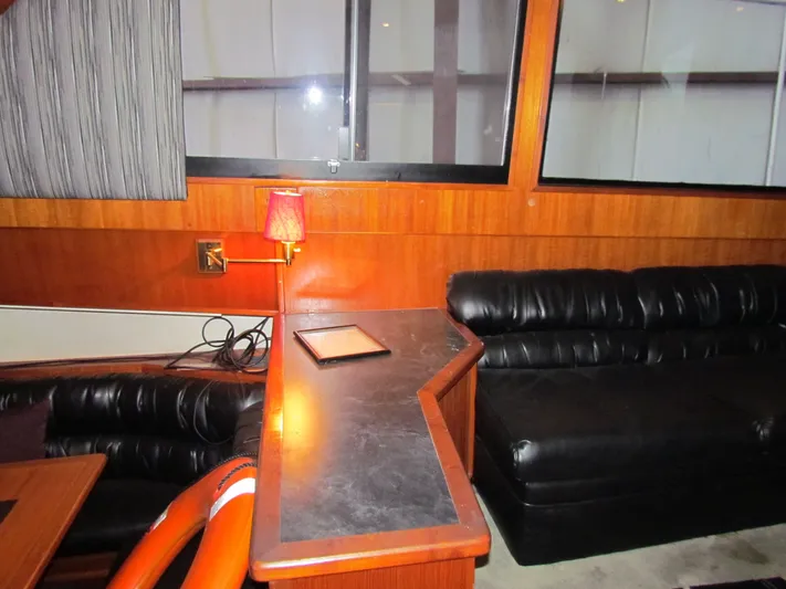 Loose Wire Yacht Photos Pics 