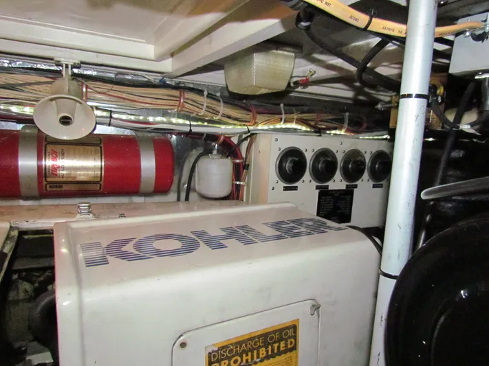 Loose Wire Yacht Photos Pics 