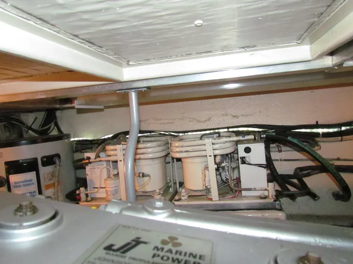 Loose Wire Yacht Photos Pics 