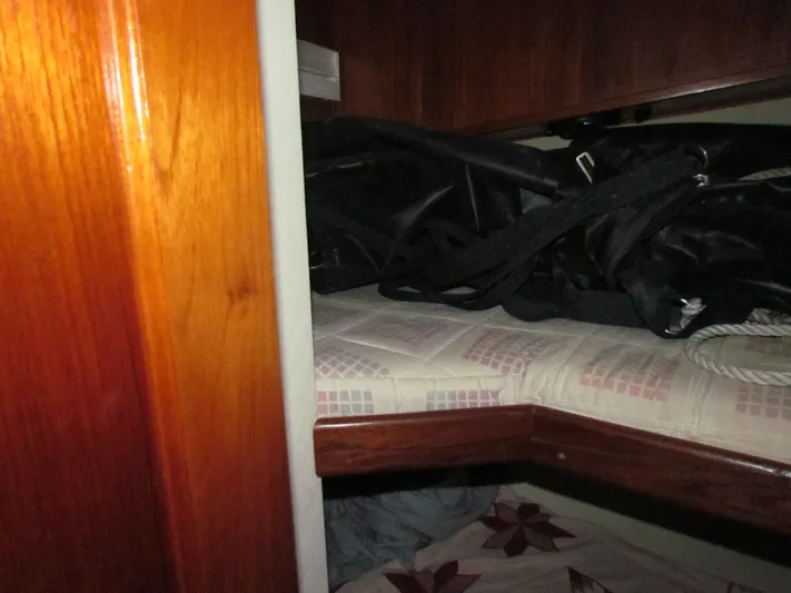 Loose Wire Yacht Photos Pics 