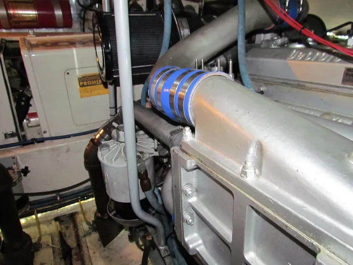 Loose Wire Yacht Photos Pics 