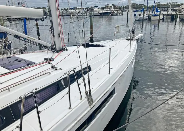 Vigilant Yacht Photos Pics 