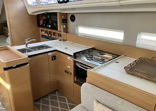 Vigilant Yacht Photos Pics 