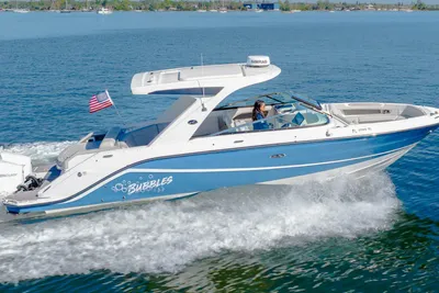 Sea Ray SLX 310 Outboard