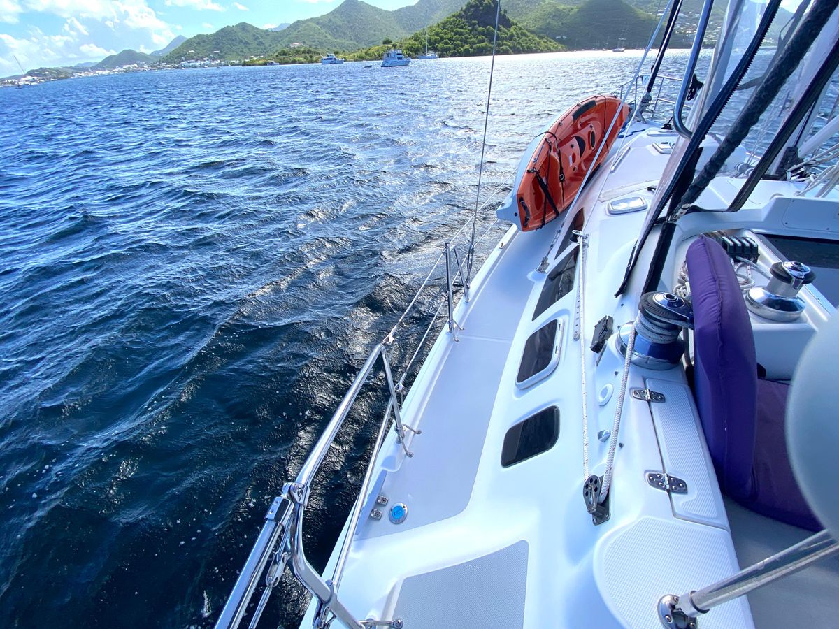 2002 Hunter 42 