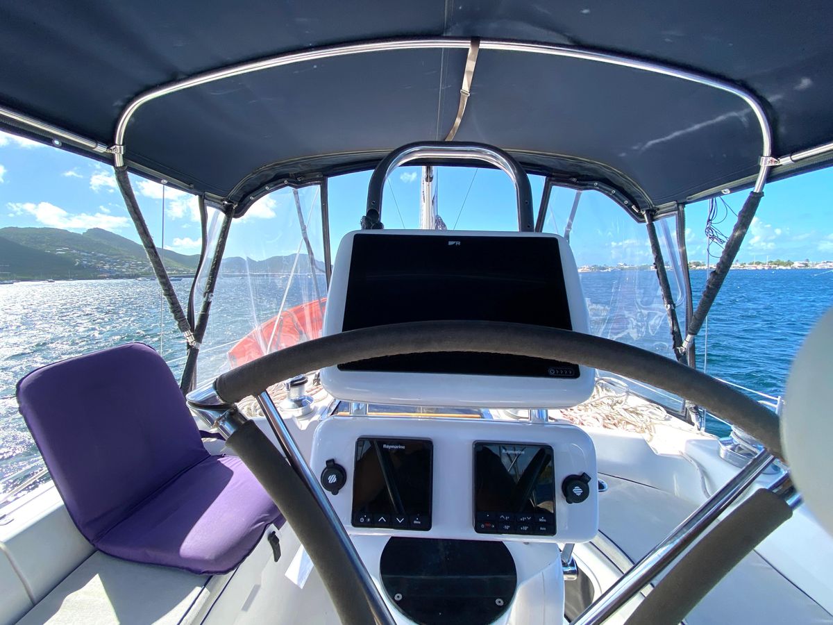 2002 Hunter 42 