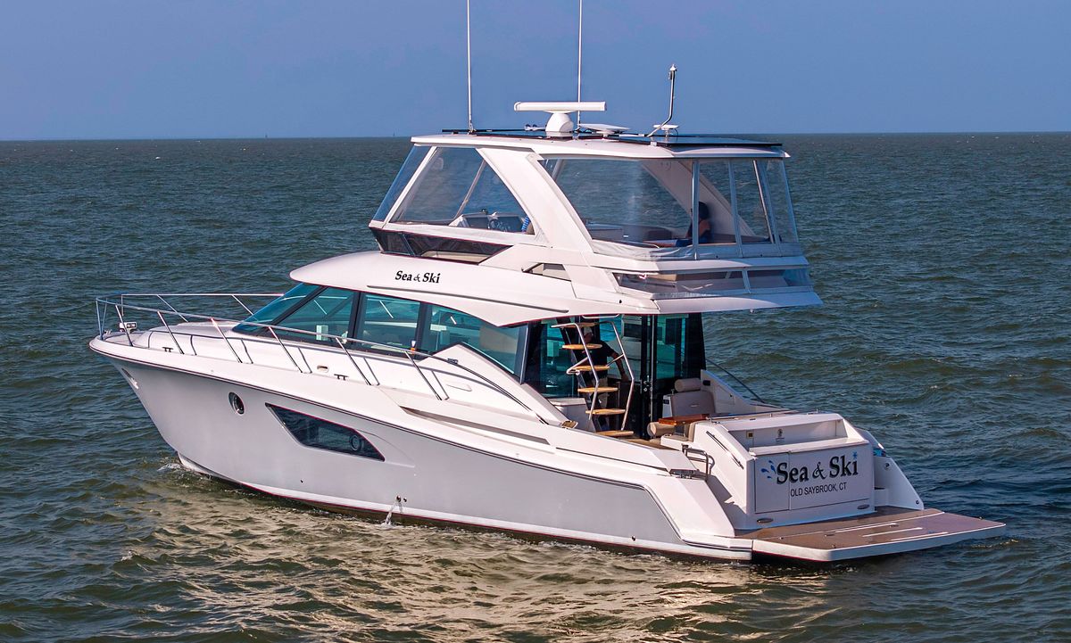 2017 Tiara Yachts 53 