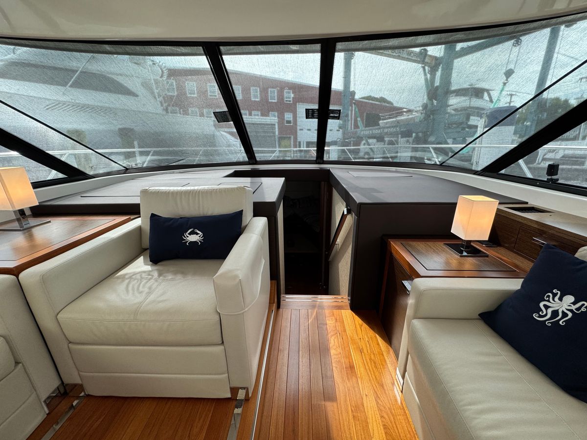 2017 Tiara Yachts 53 