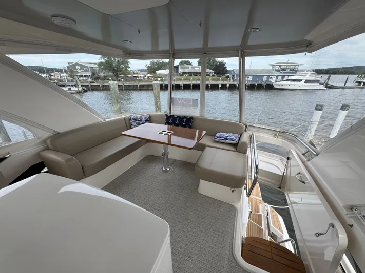 Sea & Ski Yacht Photos Pics 