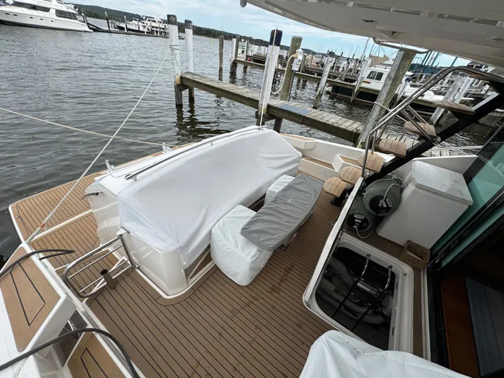 Sea & Ski Yacht Photos Pics Aft Deck w/ Cushion Covers