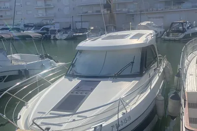 2019 Beneteau Antares 9