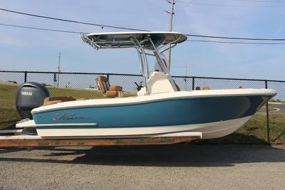 Pioneer 202 Islander