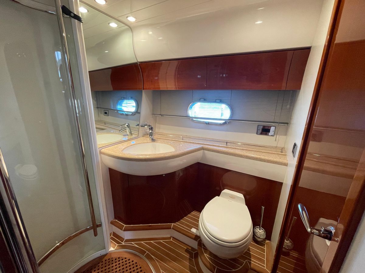 2005 Viking Princess 50 