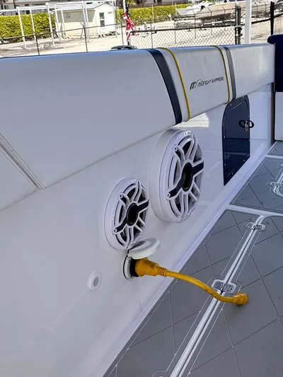  Yacht Photos Pics 2022 Midnight Express 37 Open boat with speakers and power connection on deck.