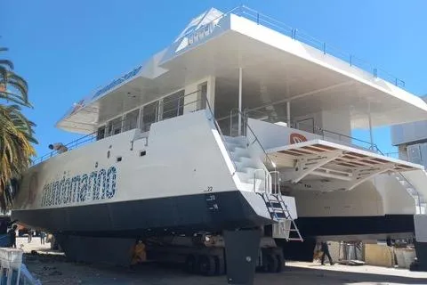  Yacht Photos Pics 2025 Squalt Marine CK 80 catamaran under construction, showcasing modern design and engineering.