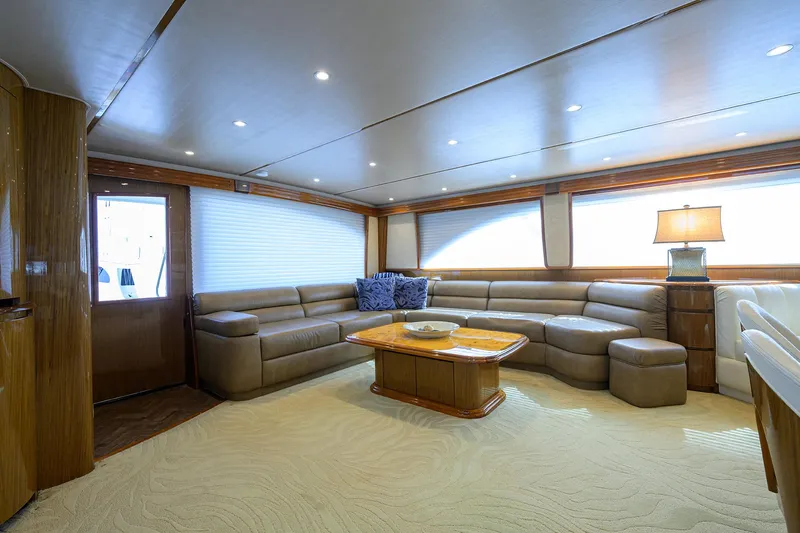 Blu Frog Yacht Photos Pics Viking 82 BLU FROG - Salon