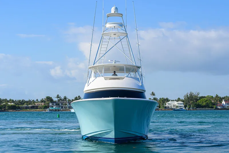 Blu Frog Yacht Photos Pics Viking 82 BLU FROG - Bow Profile