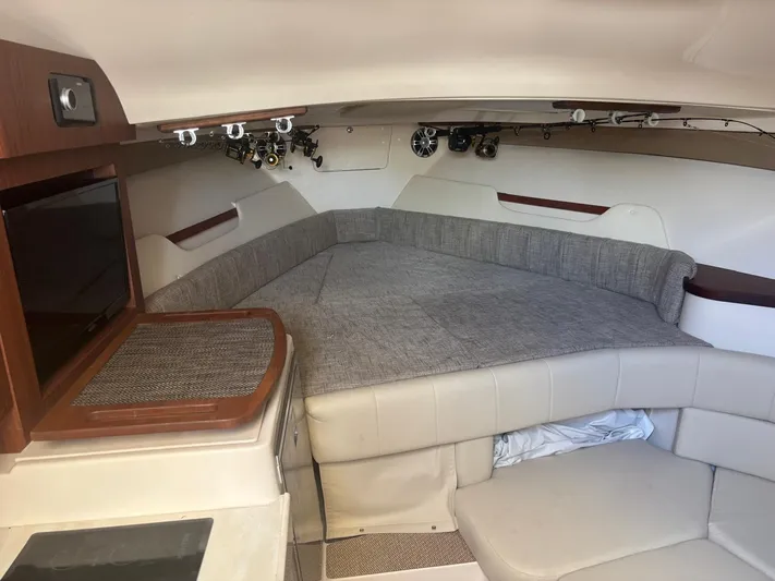  Yacht Photos Pics Interior of 2023 Grady-White Express 330 yacht cabin.