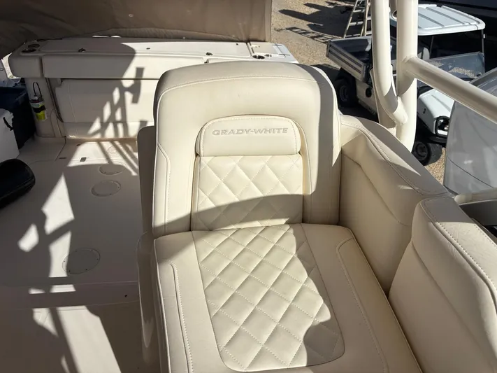  Yacht Photos Pics Grady-White Express 330 seat, luxurious design, 2023 model.
