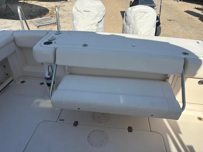  Yacht Photos Pics Grady-White Express 330 boat seating, 2023 model, in white leather.