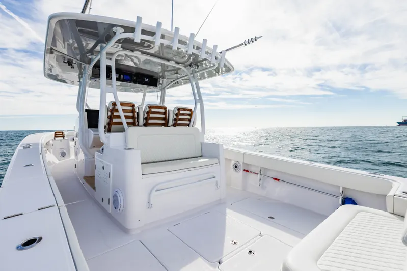  Yacht Photos Pics Jupiter 40 boat 2023 on open sea under sunny skies.