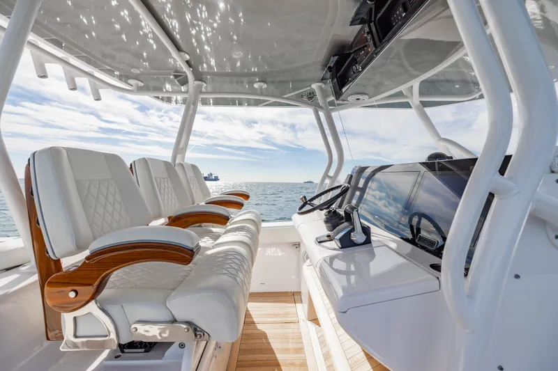  Yacht Photos Pics Luxurious cockpit of the 2023 Jupiter 40 yacht.