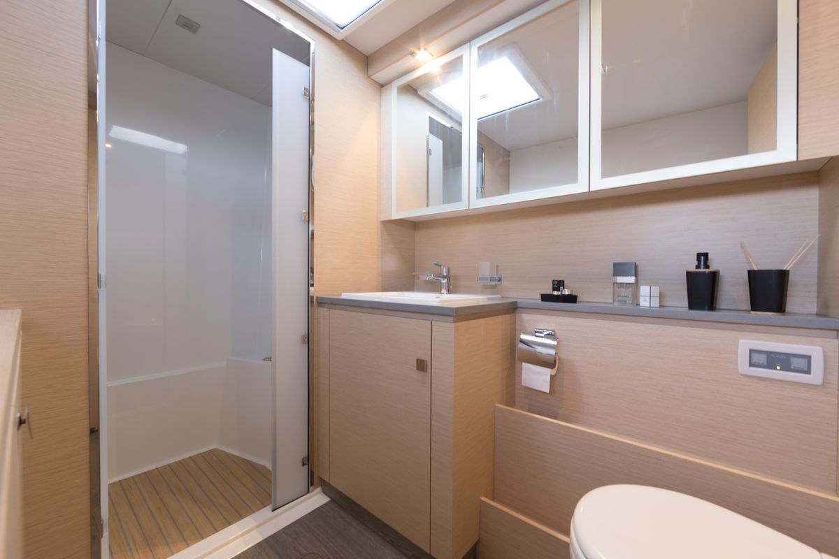 2025 Fountaine Pajot 45 