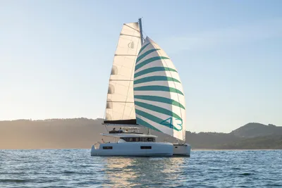 2025 Lagoon 43
