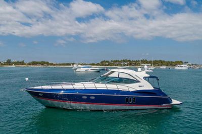 Cruisers Yachts 520 Express