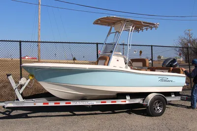 Pioneer 180 Islander