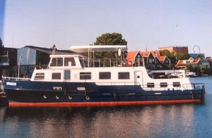 1955 ex Board vessel Live aboard