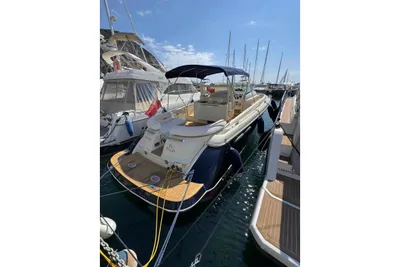 2017 Chris-Craft Launch 36