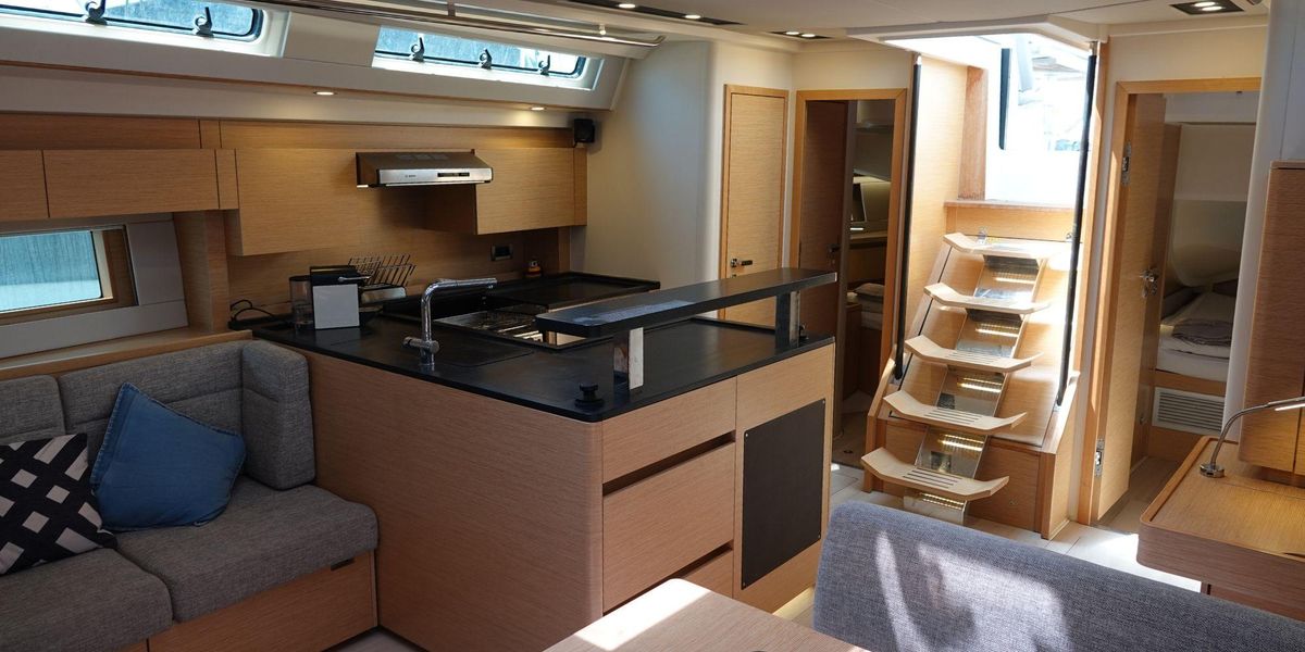 2018 Hanse 56 