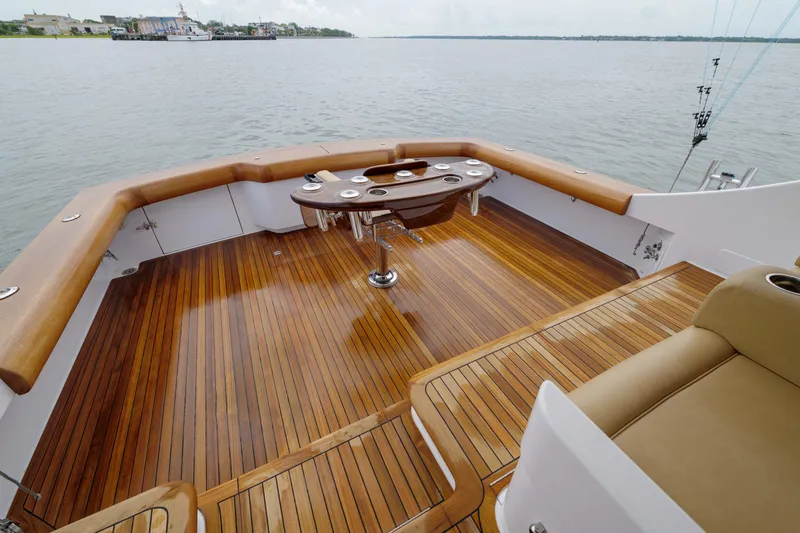 Mister Pete Yacht Photos Pics 58 C & L Mister Pete- Cockpit