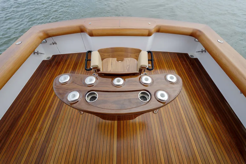 Mister Pete Yacht Photos Pics 58 C & L Mister Pete- Cockpit