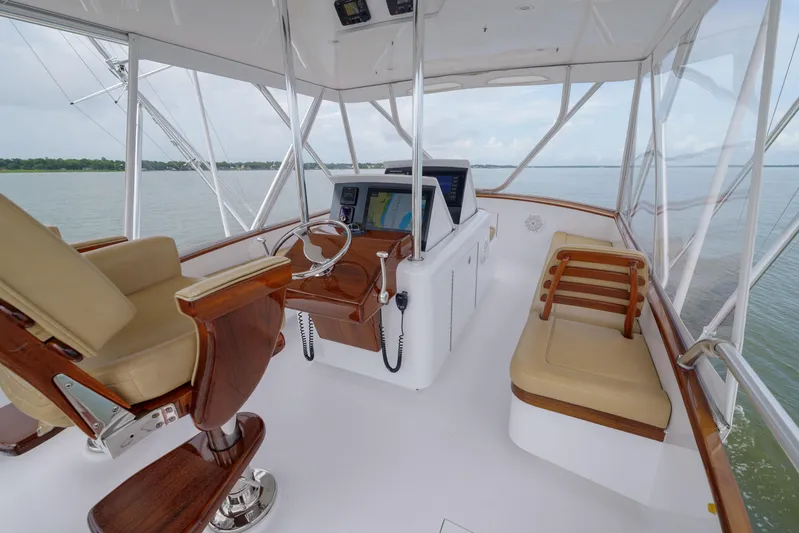 Mister Pete Yacht Photos Pics 58 C & L Mister Pete- Flybridge