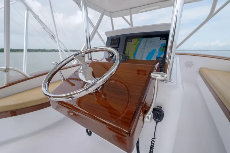 Mister Pete Yacht Photos Pics 58 C & L Mister Pete- Flybridge