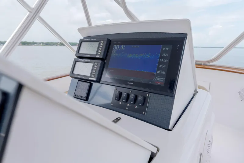 Mister Pete Yacht Photos Pics 58 C & L Mister Pete- Flybridge