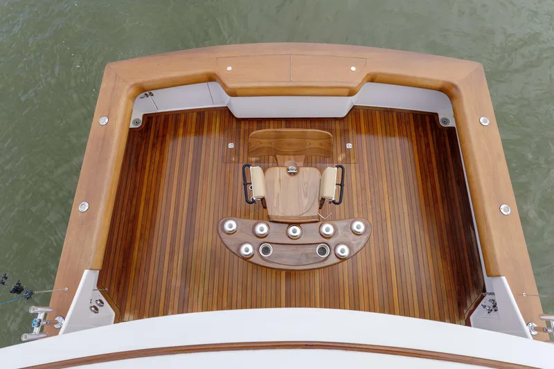 Mister Pete Yacht Photos Pics 58 C & L Mister Pete- Flybridge