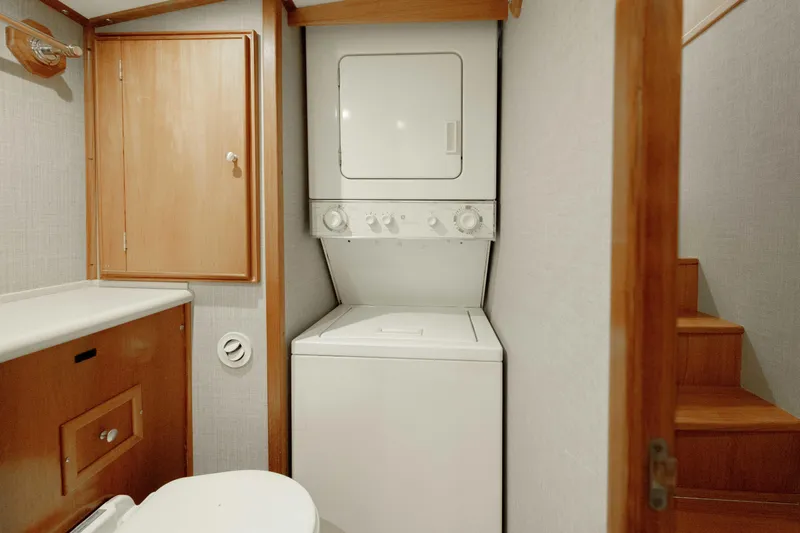 Mister Pete Yacht Photos Pics 58 C & L Mister Pete- Washer and Dryer