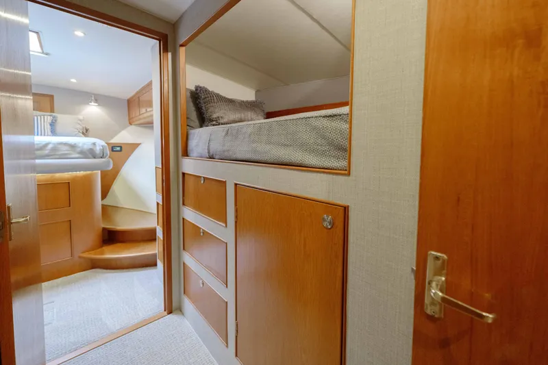 Mister Pete Yacht Photos Pics 58 C & L Mister Pete- Cabin