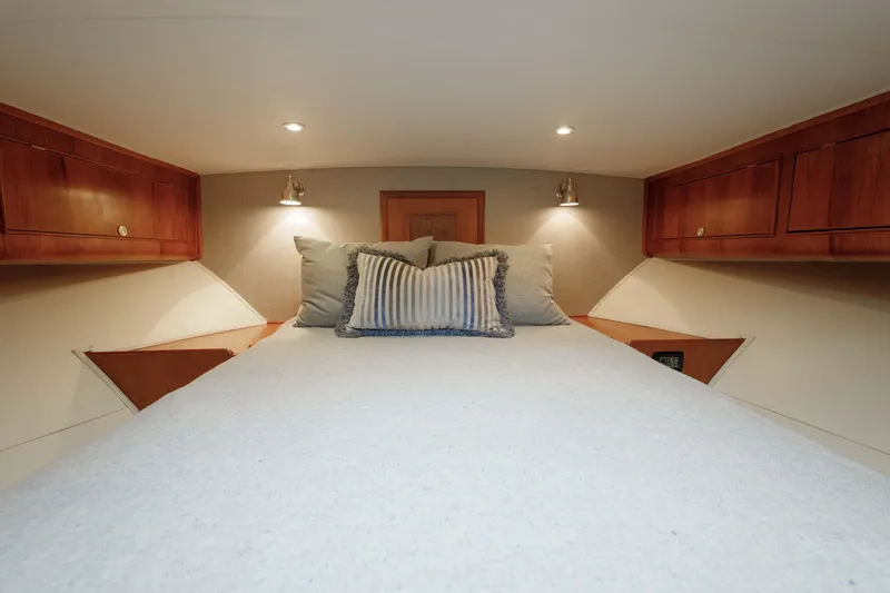 Mister Pete Yacht Photos Pics 58 C & L Mister Pete- Cabin