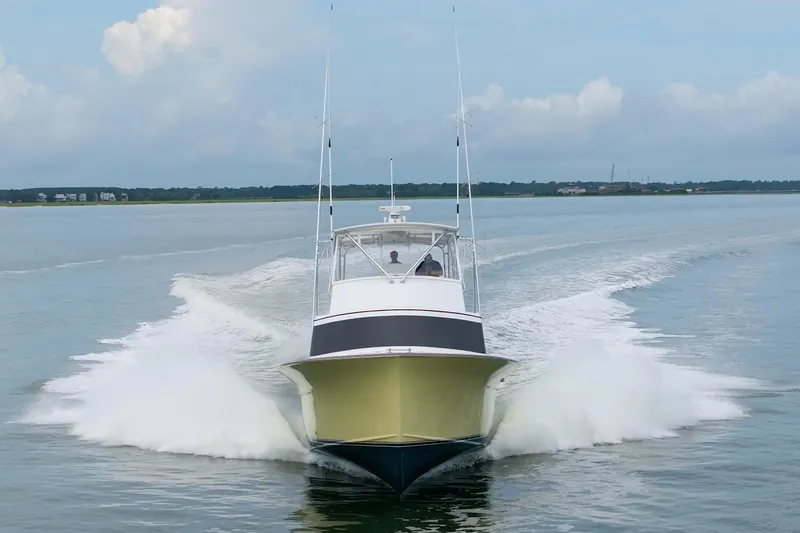 Mister Pete Yacht Photos Pics 58 C & L Mister Pete- Profile