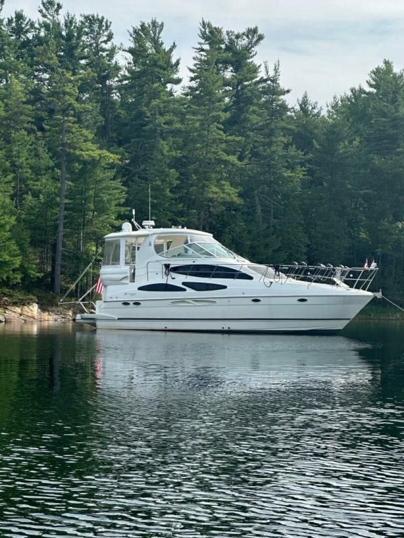 Cruisers 405 Express Motoryacht