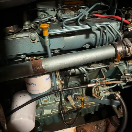 Picaro Yacht Photos Pics Engine of a 2005 Beneteau Oceanis 473 sailboat, featuring Perkins components.