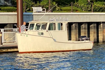 Retro Cape Island Trawler