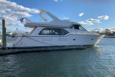 Bayliner 5788 Pilot House Motoryacht