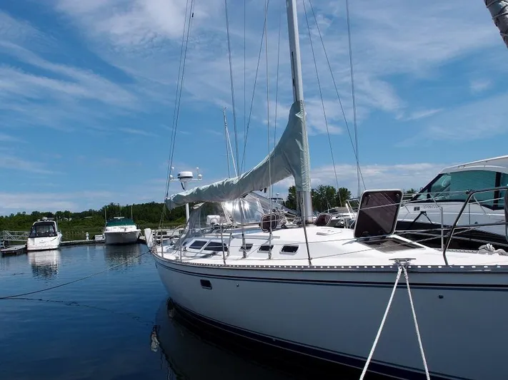 Foray Yacht Photos Pics 