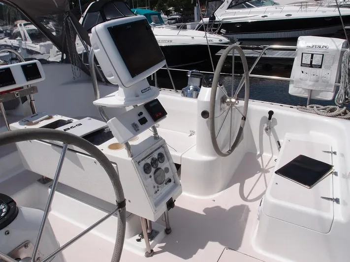 Foray Yacht Photos Pics 